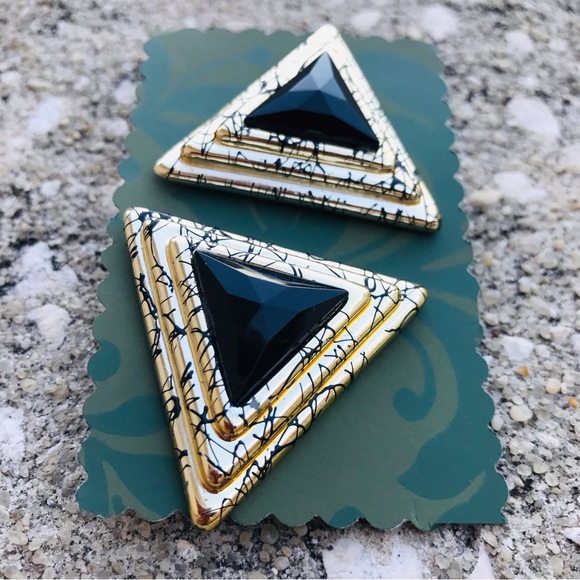 Vintage 80’s Gold Tone And Black Marbled Triangular Post 1.75 in Earrings - Picture 12 of 15